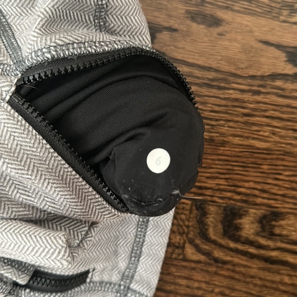 Lululemon define jacket. Size 6. Light grey herringbone color. EUC - Picture 2 of 3